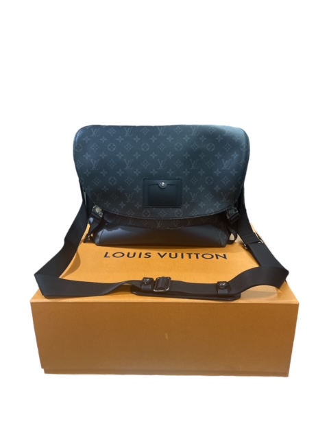 Louis vuitton messenger voyager online